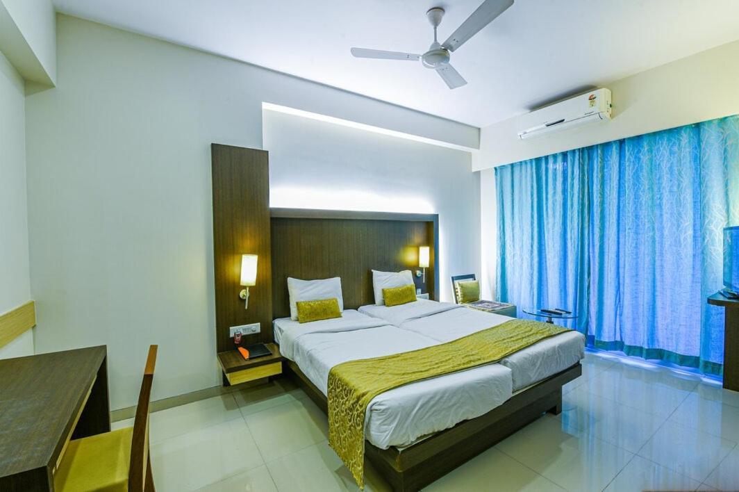 Hotel Sea Fans Ratnāgiri Buitenkant foto